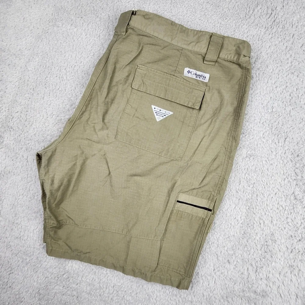 Columbia PFG Shorts Mens 40 Sage Green Ripstop Omni-Shade Fishing Cargo Outdoor